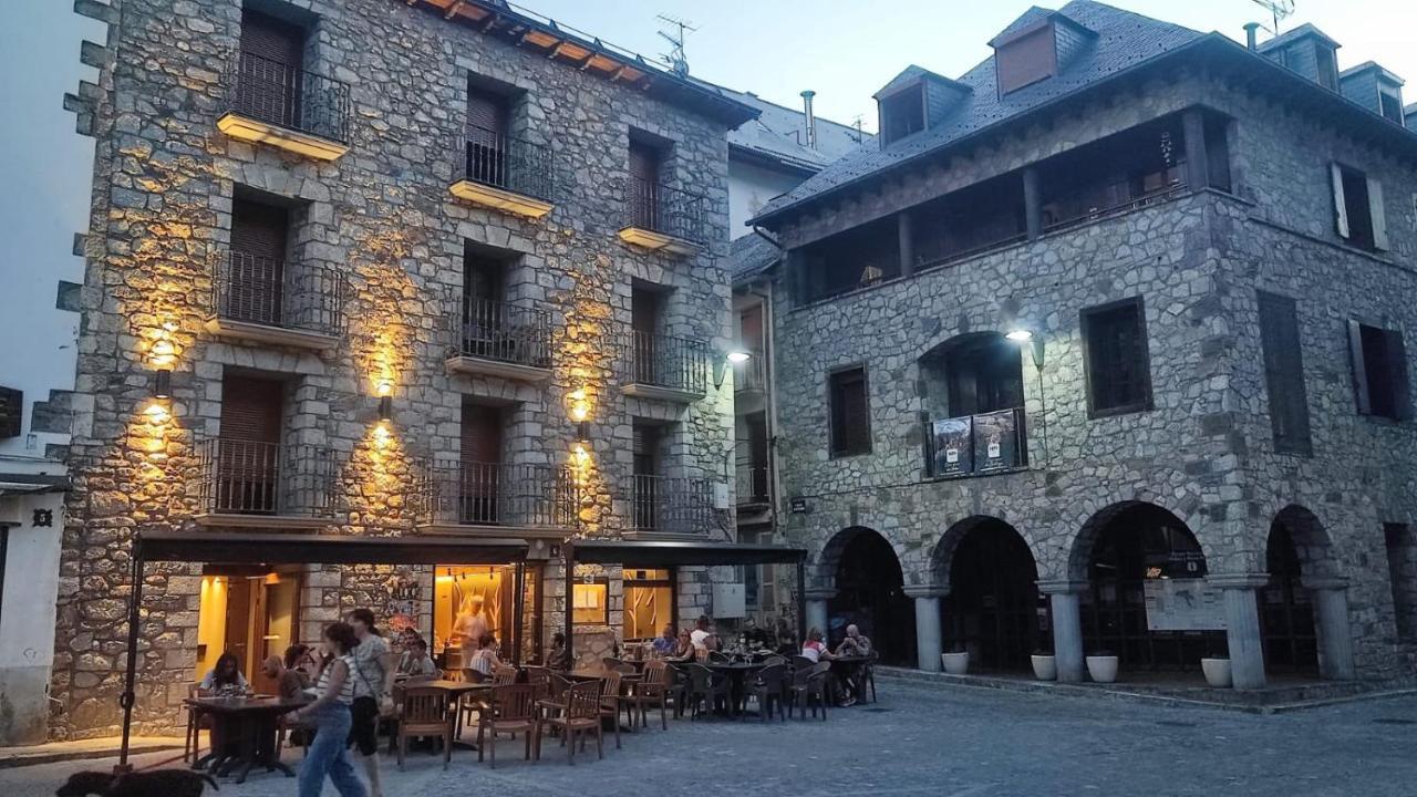 Hotel Monte Perdido Bielsa Luaran gambar